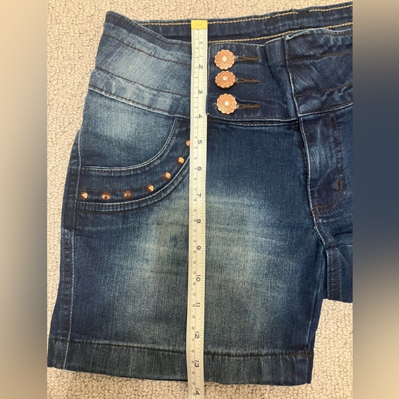 Studded Jean Shorts Size S/M - Picture 7 of 8